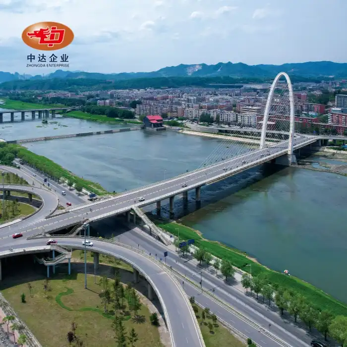 Pentagonal arch steel bridge